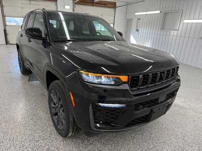 2026 Jeep Grand Cherokee, $53275.0. Photo 6