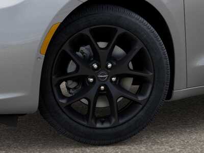 2026 Chrysler Pacifica, $52730.0. Photo 4