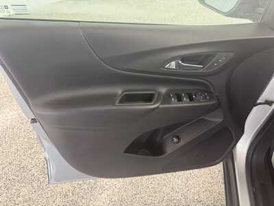 2018 Chevrolet Equinox, $10995.0. Photo 8