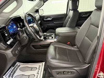 2023 Chevrolet 1500 Crew Cab, $40875.0. Photo 9