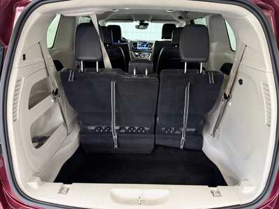 2022 Chrysler Pacifica, $27995.0. Photo 12
