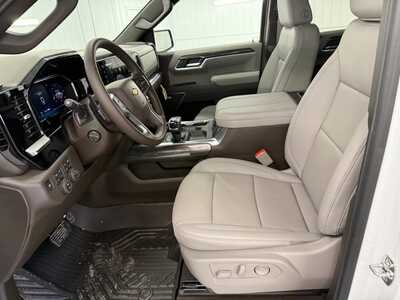 2026 Chevrolet 1500 Crew Cab, $67135.0. Photo 11