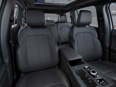 2026 Jeep Cherokee, $44810.0. Photo 9