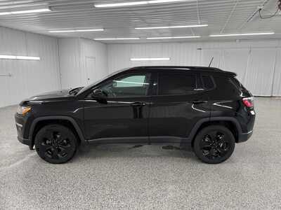 2020 Jeep Compass, $16995.0. Photo 2