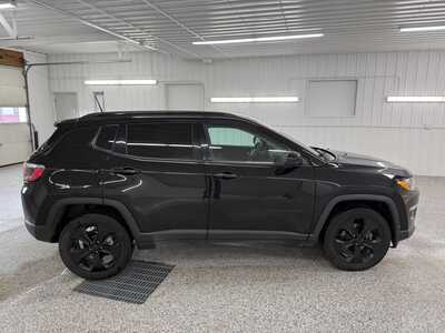 2020 Jeep Compass, $16995.0. Photo 5