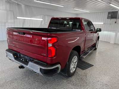 2023 Chevrolet 1500 Crew Cab, $40995.0. Photo 4