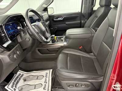 2023 Chevrolet 1500 Crew Cab, $40995.0. Photo 9