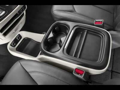 2018 Chrysler Pacifica, $14995.0. Photo 10