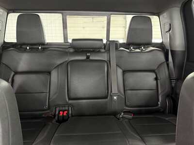 2022 Chevrolet 2500 Crew Cab, $53995.0. Photo 12