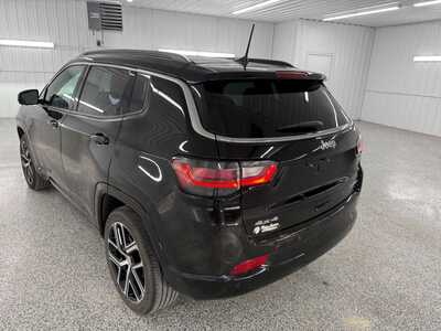 2024 Jeep Compass, $25995.0. Photo 3