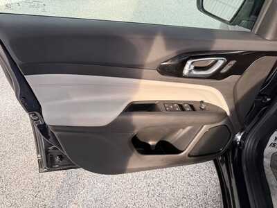 2024 Jeep Compass, $25995.0. Photo 8