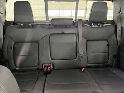 2024 Chevrolet 1500 Crew Cab, $48159.0. Photo 12