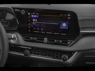 2026 Chevrolet Equinox, $40985.0. Photo 7