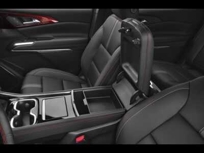 2026 Chevrolet Traverse, $58320.0. Photo 10