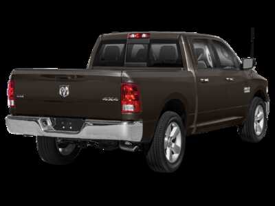 2018 RAM 1500 Crew Cab, $22995.0. Photo 2