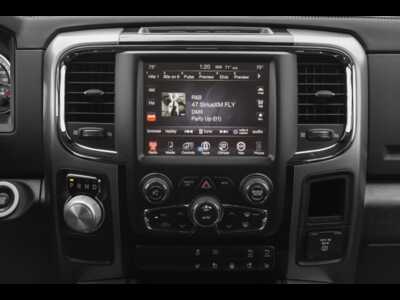 2018 RAM 1500 Crew Cab, $22995.0. Photo 7