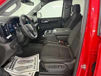 2026 Chevrolet 1500 Crew Cab, $43245.0. Photo 11