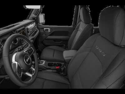 2023 Jeep Wrangler Unlimited, $33995.0. Photo 6