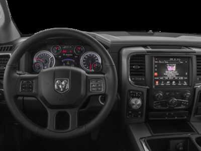 2016 RAM 1500 Crew Cab, $19995.0. Photo 4