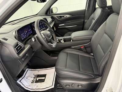 2026 Chevrolet Traverse, $49104.0. Photo 11