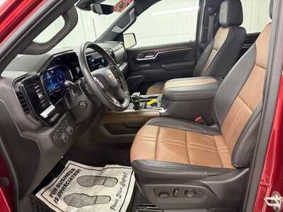 2023 Chevrolet 1500 Crew Cab, $51995.0. Photo 9