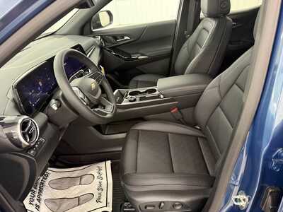 2026 Chevrolet Equinox, $36115.0. Photo 11