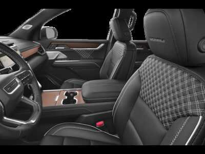 2025 GMC Acadia, $57995.0. Photo 9