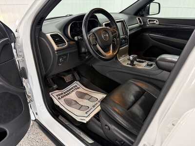 2015 Jeep Grand Cherokee, $11995.0. Photo 10