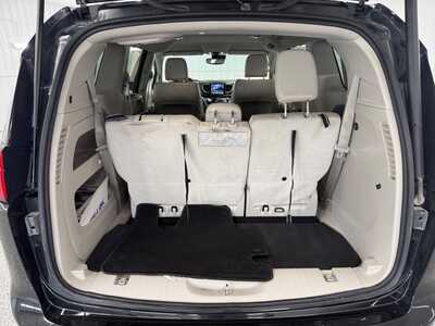 2020 Chrysler Pacifica, $49995.0. Photo 12