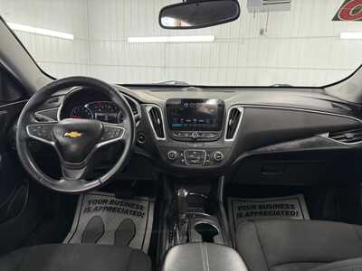 2016 Chevrolet Malibu, $12995.0. Photo 7