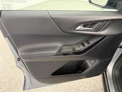 2026 Chevrolet Equinox, $36835.0. Photo 10