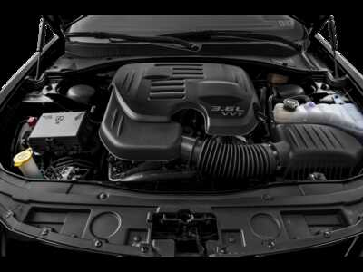 2015 Chrysler 300, $12995.0. Photo 9