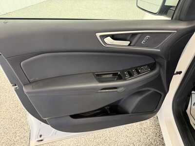 2019 Ford Edge, $14995.0. Photo 8