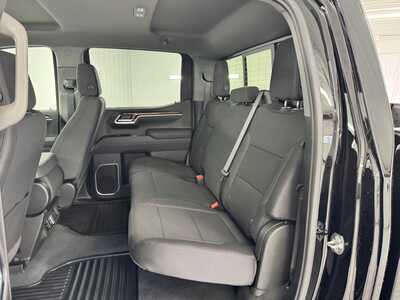 2026 Chevrolet 1500 Crew Cab, $55695.0. Photo 11