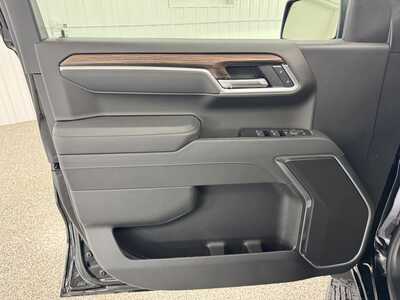 2026 Chevrolet 1500 Crew Cab, $55695.0. Photo 8