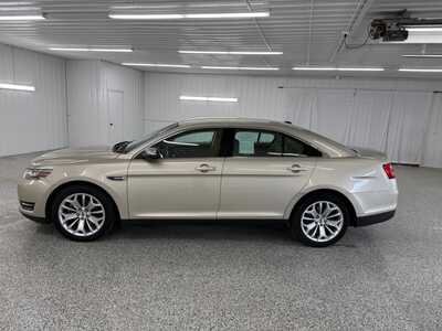 2018 Ford Taurus, $18995.0. Photo 2