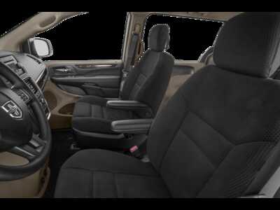 2019 Dodge Caravan, Grand, $15995.0. Photo 6