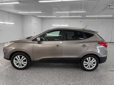 2012 Hyundai Tucson, $8995.0. Photo 2