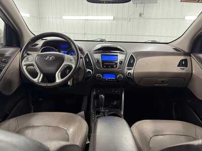 2012 Hyundai Tucson, $8995.0. Photo 7