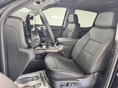 2026 Chevrolet 1500 Crew Cab, $63215.0. Photo 9