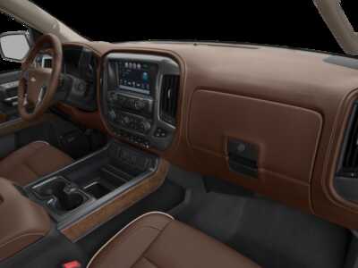 2018 Chevrolet 1500 Crew Cab, $34995.0. Photo 11