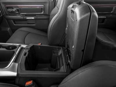 2016 RAM 1500 Crew Cab, $23995.0. Photo 10
