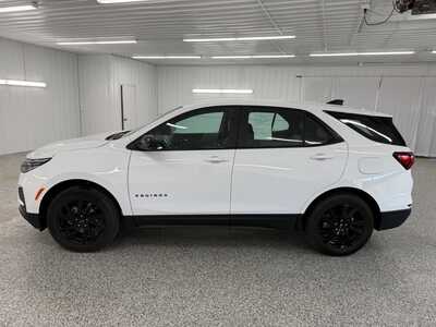 2023 Chevrolet Equinox, $23300.0. Photo 2