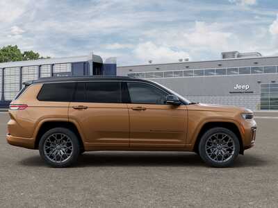 2026 Jeep Grand Cherokee L, $71344.0. Photo 12