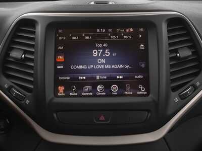 2018 Jeep Cherokee, $12159.0. Photo 7