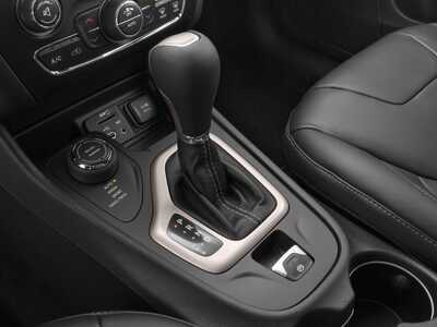 2018 Jeep Cherokee, $12159.0. Photo 8