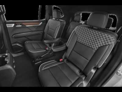 2024 GMC Acadia, $50159.0. Photo 9