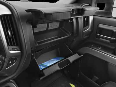 2017 Chevrolet 2500 Crew Cab, $45159.0. Photo 12