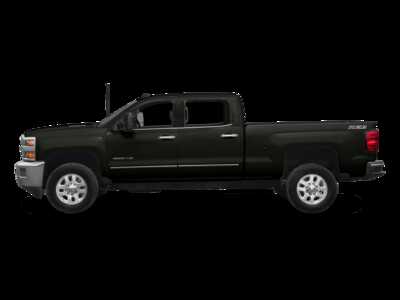 2017 Chevrolet 2500 Crew Cab, $45159.0. Photo 3