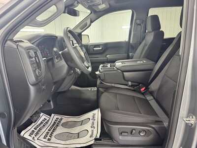 2026 Chevrolet 1500 Crew Cab, $42289.0. Photo 9